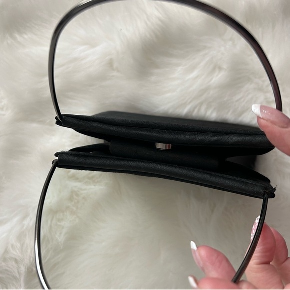 Elegant Black small purse - Picture 9 of 9